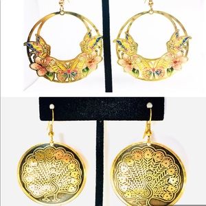 Set of two handmade round dangle earrings